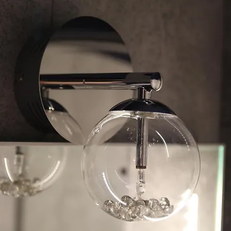 Apartment New Exclusive 2 Bedroom In Oldriga Riga