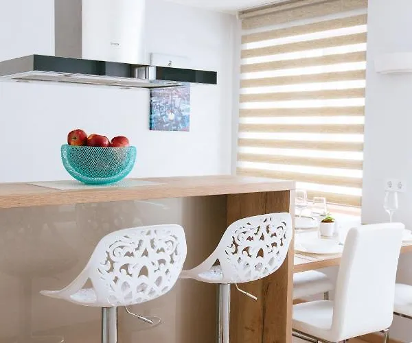 Apartment New Exclusive 2 Bedroom In Oldriga