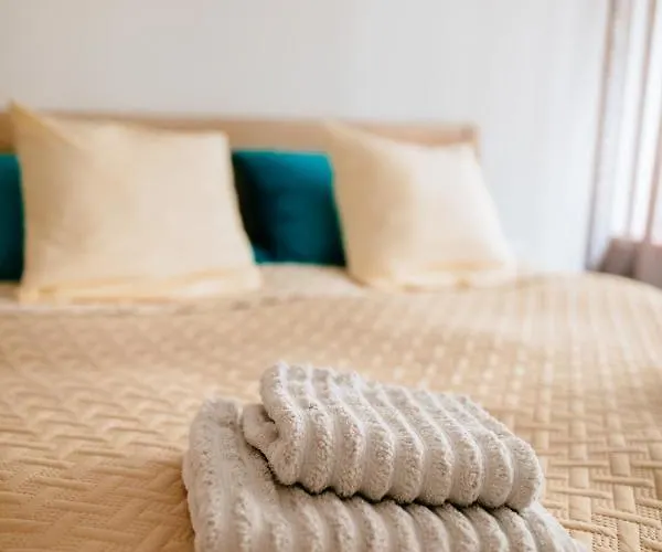 Apartment New Exclusive 2 Bedroom In Oldriga