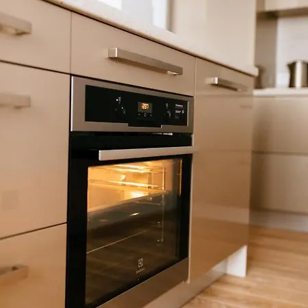 New Exclusive 2 Bedroom In Oldriga 리가