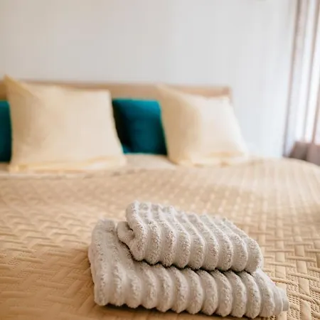 아파트 New Exclusive 2 Bedroom In Oldriga